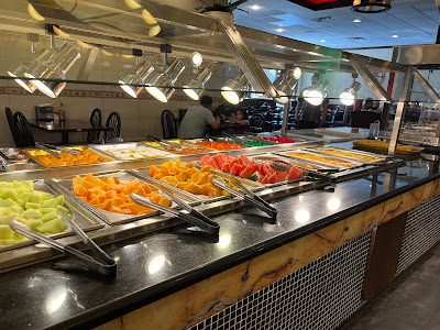 Chinese and Asian cuisine at Super 6 Buffet